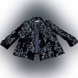 Kasper Black Velvet Floral Embroidered Blazer Jacket Size 4 Evening Holiday